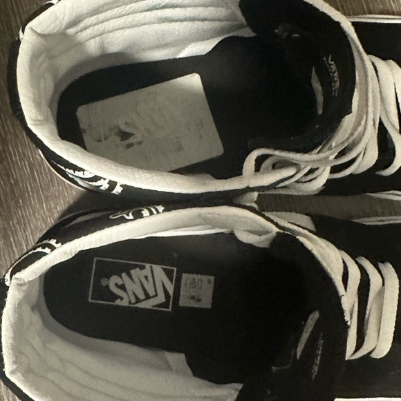 VANS Peace Paisley Sk8-Hi Shoes. - Picture 4 of 5